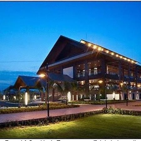 Duyong Marina & Resort Kuala Terengganu Bagian luar foto