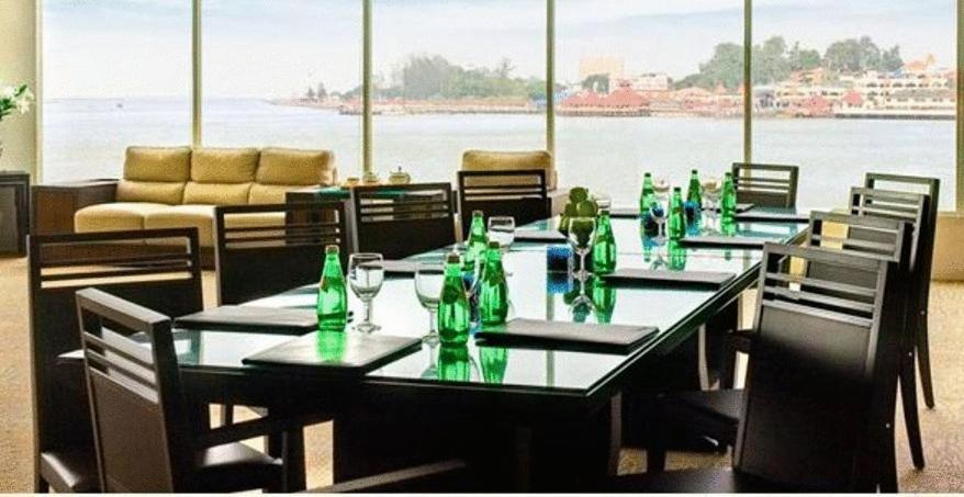 Duyong Marina & Resort Kuala Terengganu Bagian luar foto