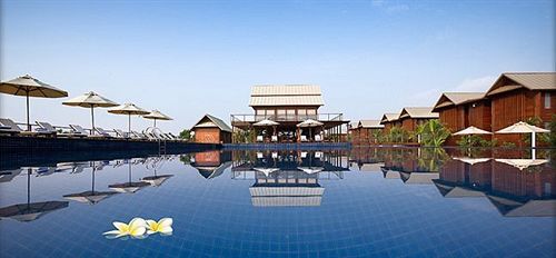 Duyong Marina & Resort Kuala Terengganu Bagian luar foto